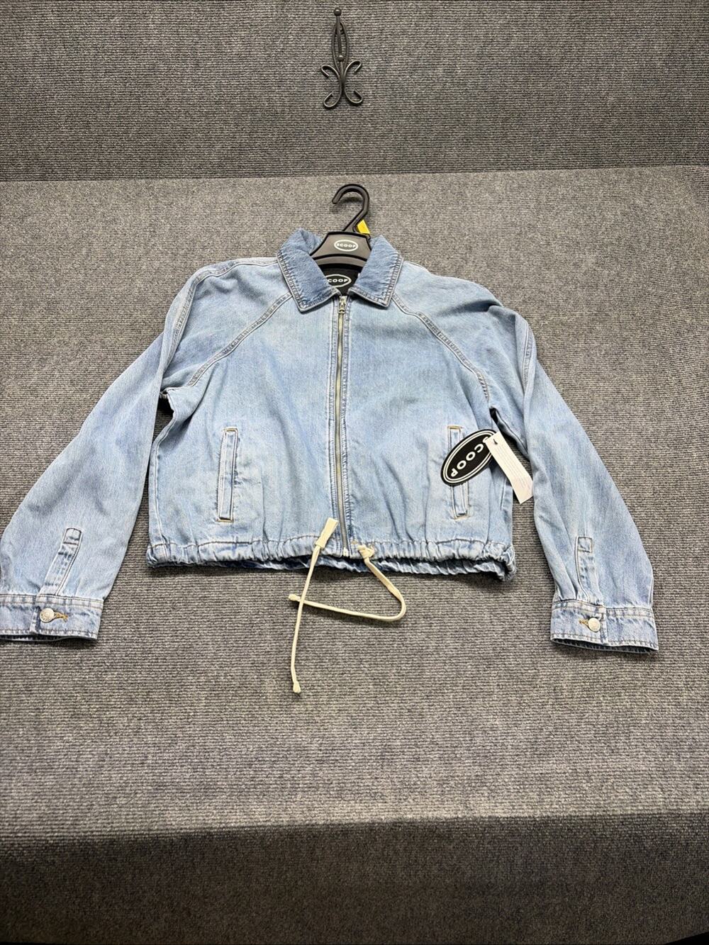 Scoop Denim Bomber Jacket Women’s Size L Blue Midweight Long Sleeve Full Zip